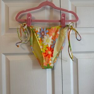Floral bikini bottoms